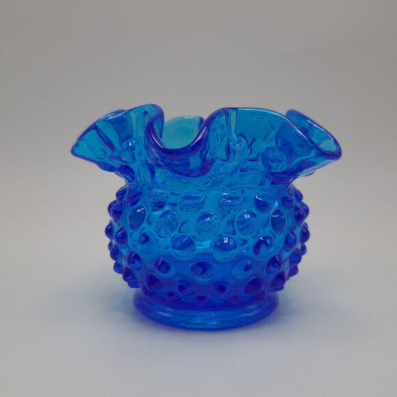 Fenton Colonial Blue Hobnail 3" Double Crimped Rim Glass Flower Vase - Picture 4 of 8